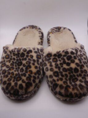 Coasters Ladies Size 6 Leopard Print Faux Fur Slippers